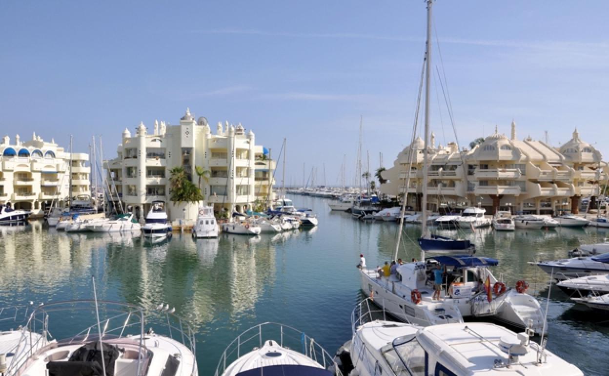 Growth puts Benalmádena on verge of 'large population' status Sur in